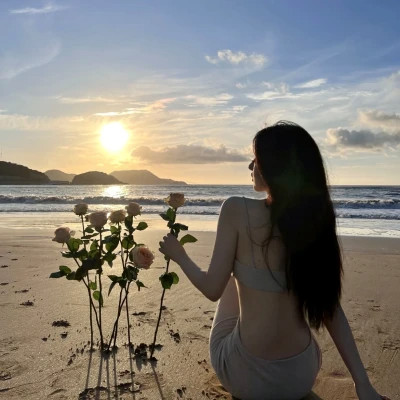 2025年头像最新版的女生流行图片
