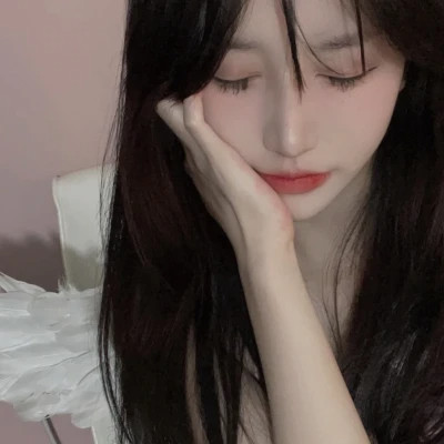 2025年头像最新版的女生流行图片