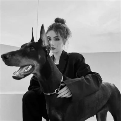 好看的黑白女生头像