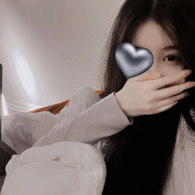 2025头像女简单干净气质