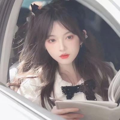 2025头像女简单干净气质