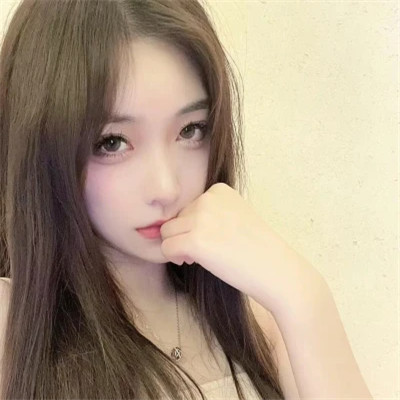2025头像女简单干净气质