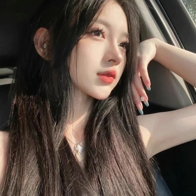 2025头像女简单干净气质
