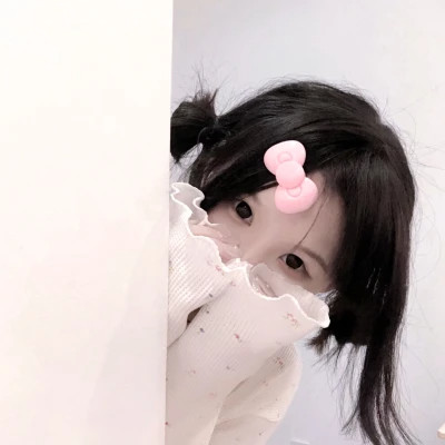 2025最新时尚潮流精致女生头像