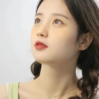 微信2025头像女新款好看图片