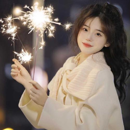 2025超级火网红好看的女生头像