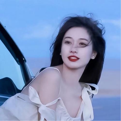 2025超级火网红好看的女生头像
