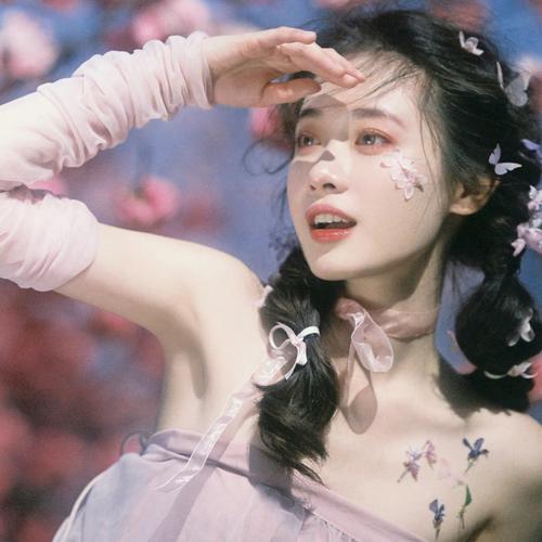 2025超级火网红好看的女生头像