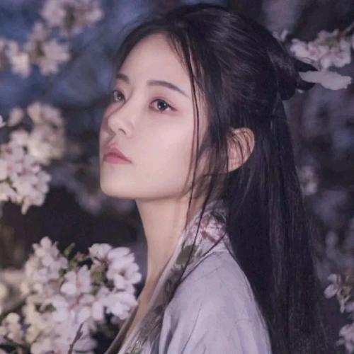 2025超级火网红好看的女生头像
