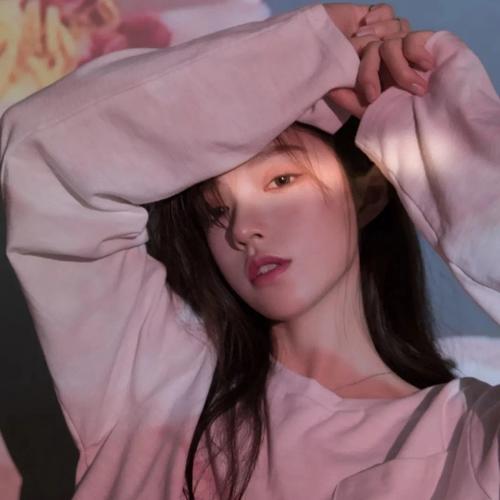 2025超级火网红好看的女生头像