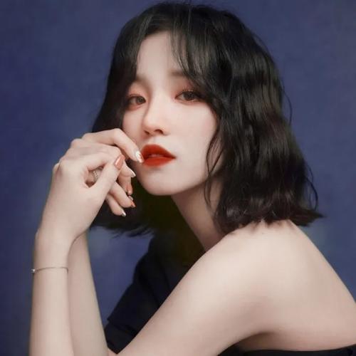 2025超级火网红好看的女生头像