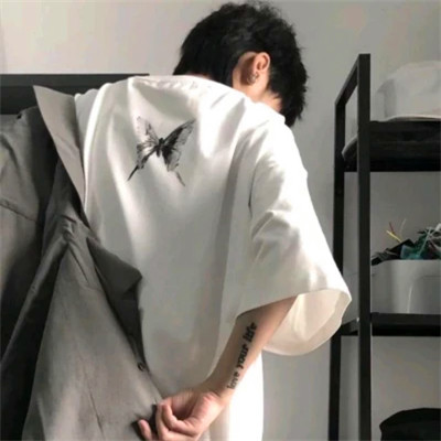 2025新款微信头像男生个性图片