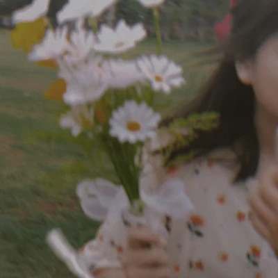 2025微信头像图片新款女