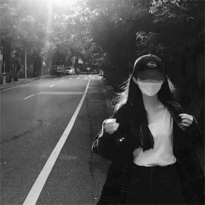 2025微信女头黑白