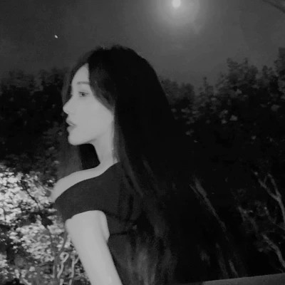 2025微信女头黑白