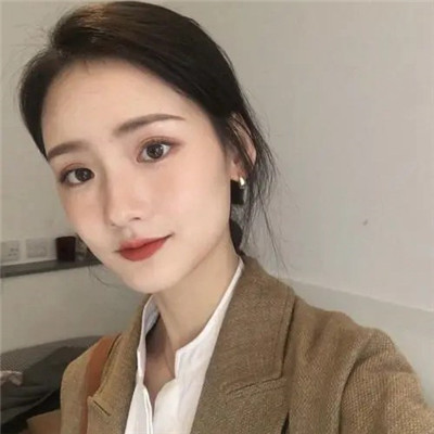 40岁女人头像真实自然照片