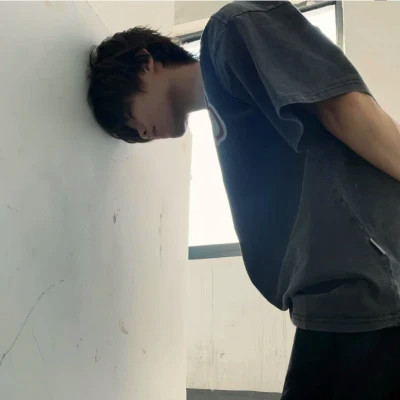 2025新款好看的头像男