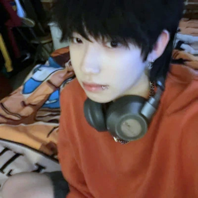 2025新款好看的头像男
