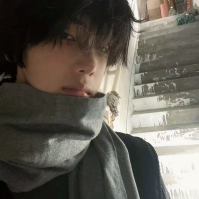 2025新款好看的头像男