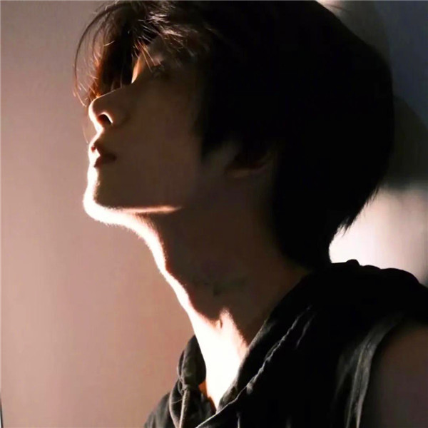 抖音头像2025新款男