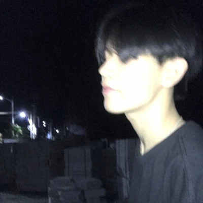 2025新款头像男的个性