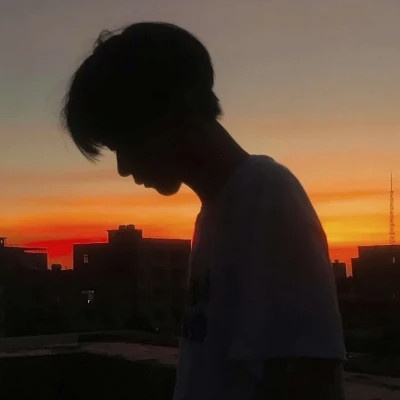 2025新款头像男的个性
