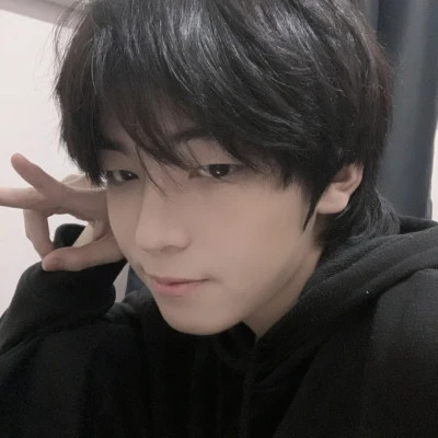 2025新款头像男的个性