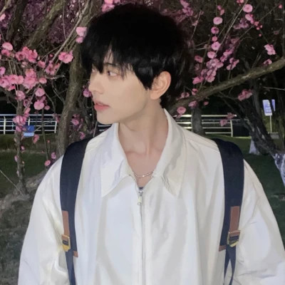 2025新款头像男的个性