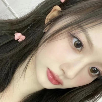 2025干净又好看的女生气质头像图片