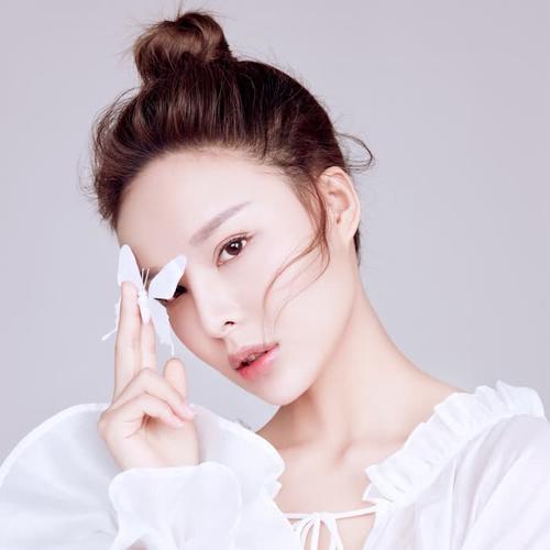 2025抖音新款好看的女生头像图片
