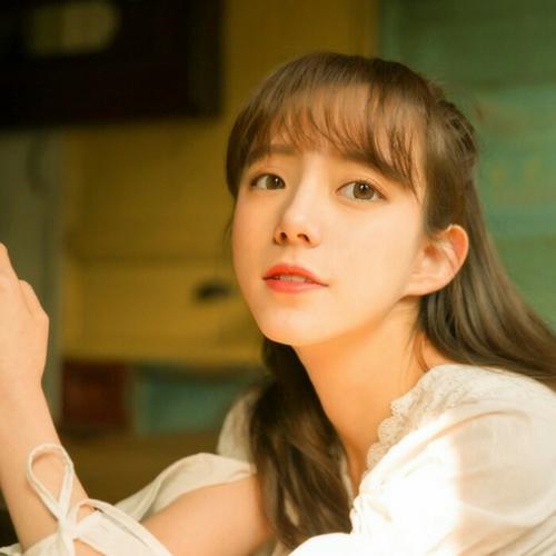2025抖音新款好看的女生头像图片
