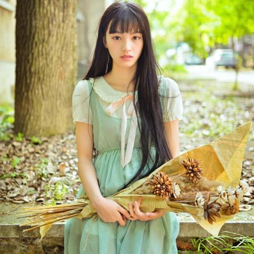 2025抖音新款好看的女生头像图片