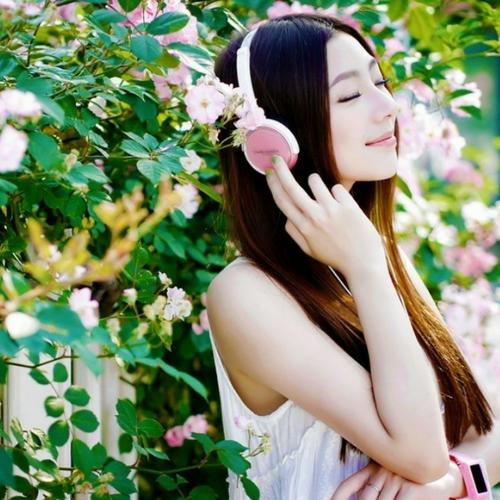 2025抖音新款好看的女生头像图片