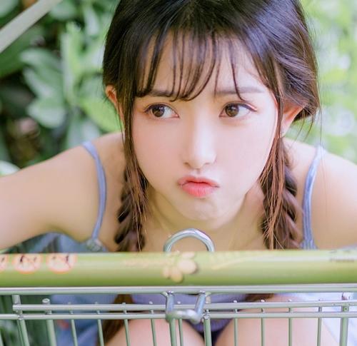2025抖音新款好看的女生头像图片