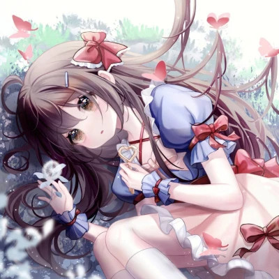 2025年女生最火动漫头像图片