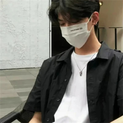 2025年新款帅气高清男生头像