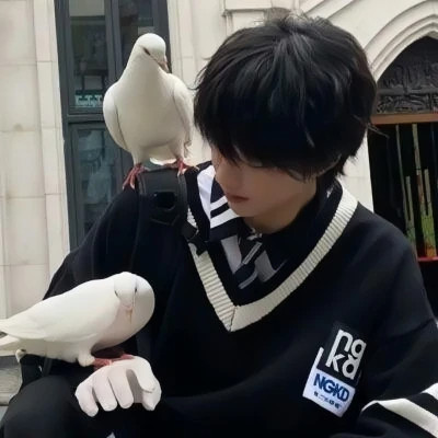 2025最好看最潮流男生头像图片