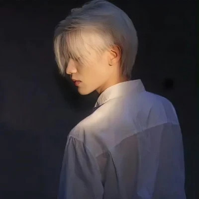2025最好看最潮流男生头像图片