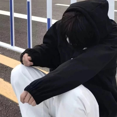 2025最好看最潮流男生头像图片