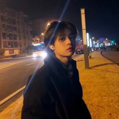 2025超酷超潮的男生头像图片
