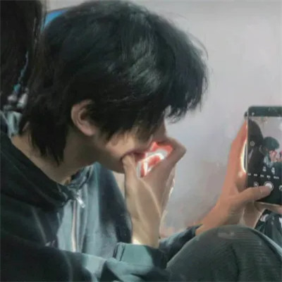 2025超酷超潮的男生头像图片