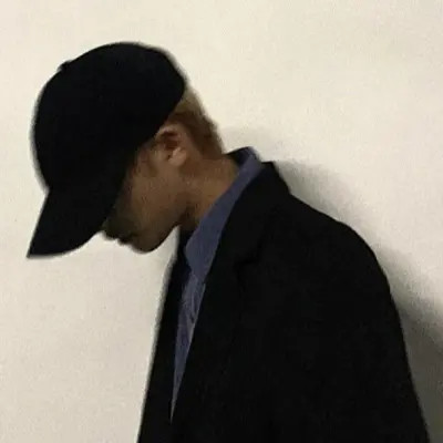 2025流行微信头像最新款图片男生