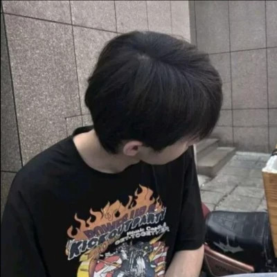 2025年微信头像图片男生最新版