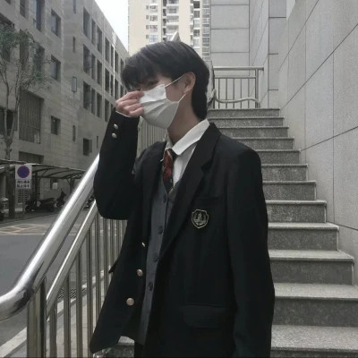 2025年微信头像图片男生最新版
