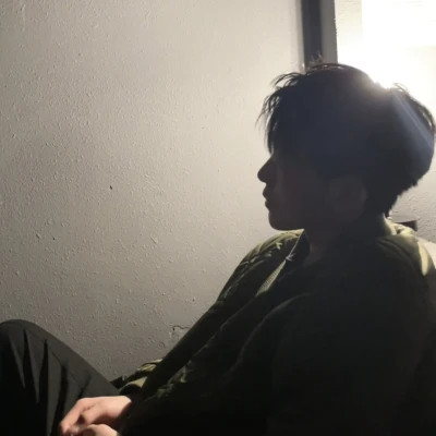 2025年新头像图片男