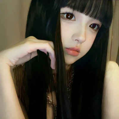 2025年女生漂亮头像