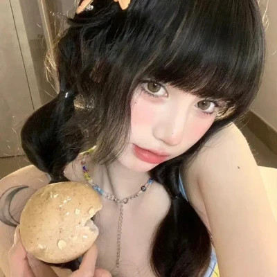 2025年女生漂亮头像