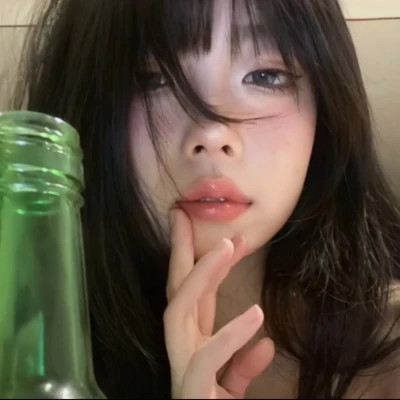 2025年女生漂亮头像