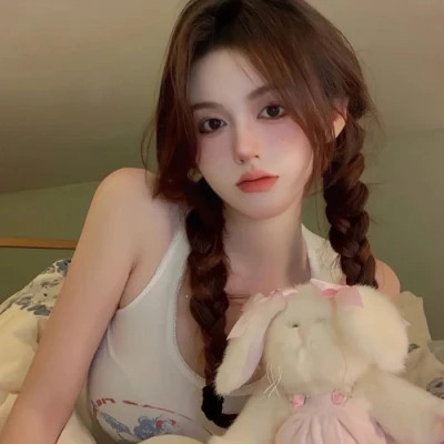 最火的女生头像2025年新款图片