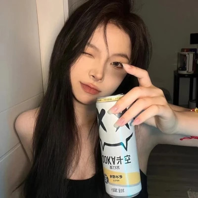 最火的女生头像2025年新款图片